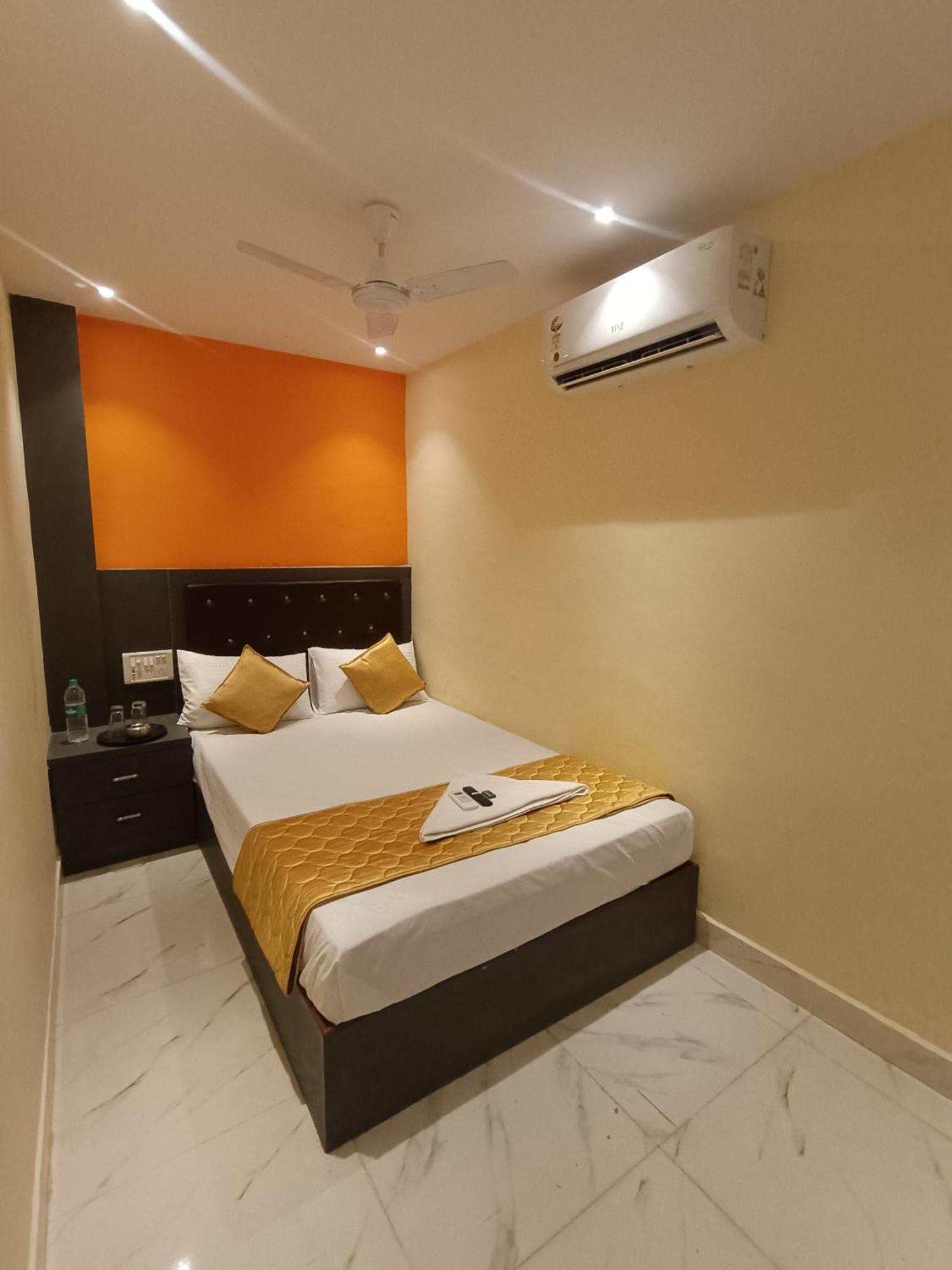 Hotel Powai Residency Мумбаї Екстер'єр фото
